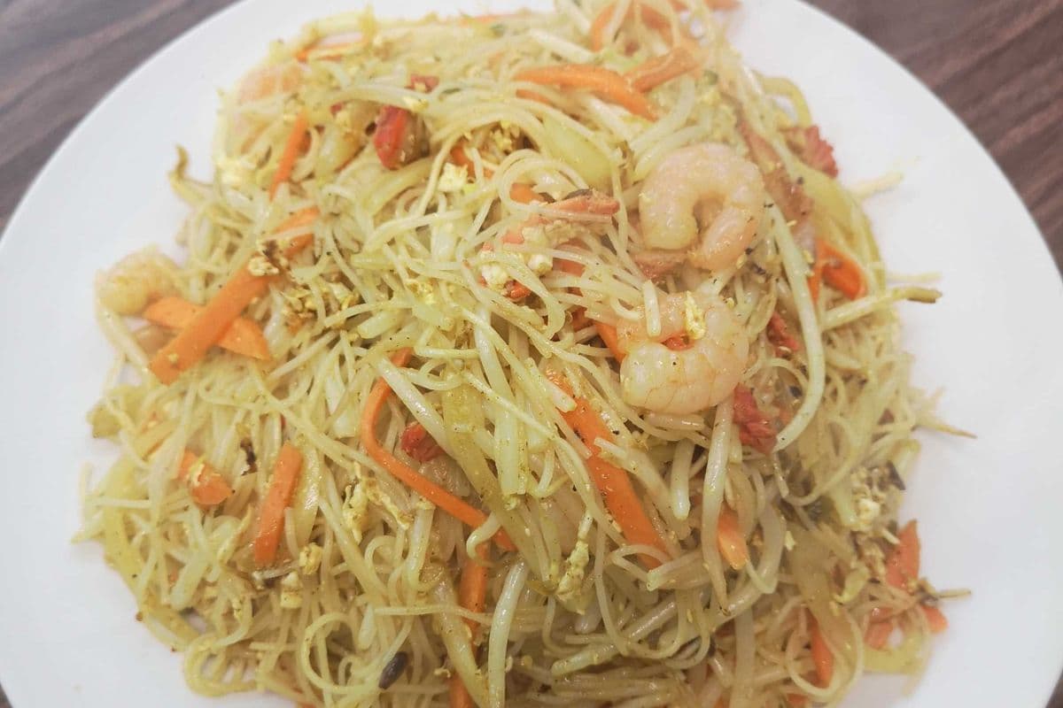 86. Singapore Rice Noodles