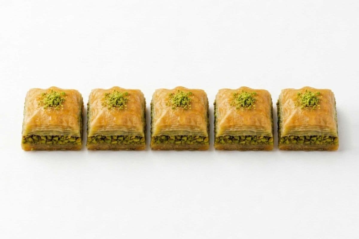 Baklava (5 pcs)
