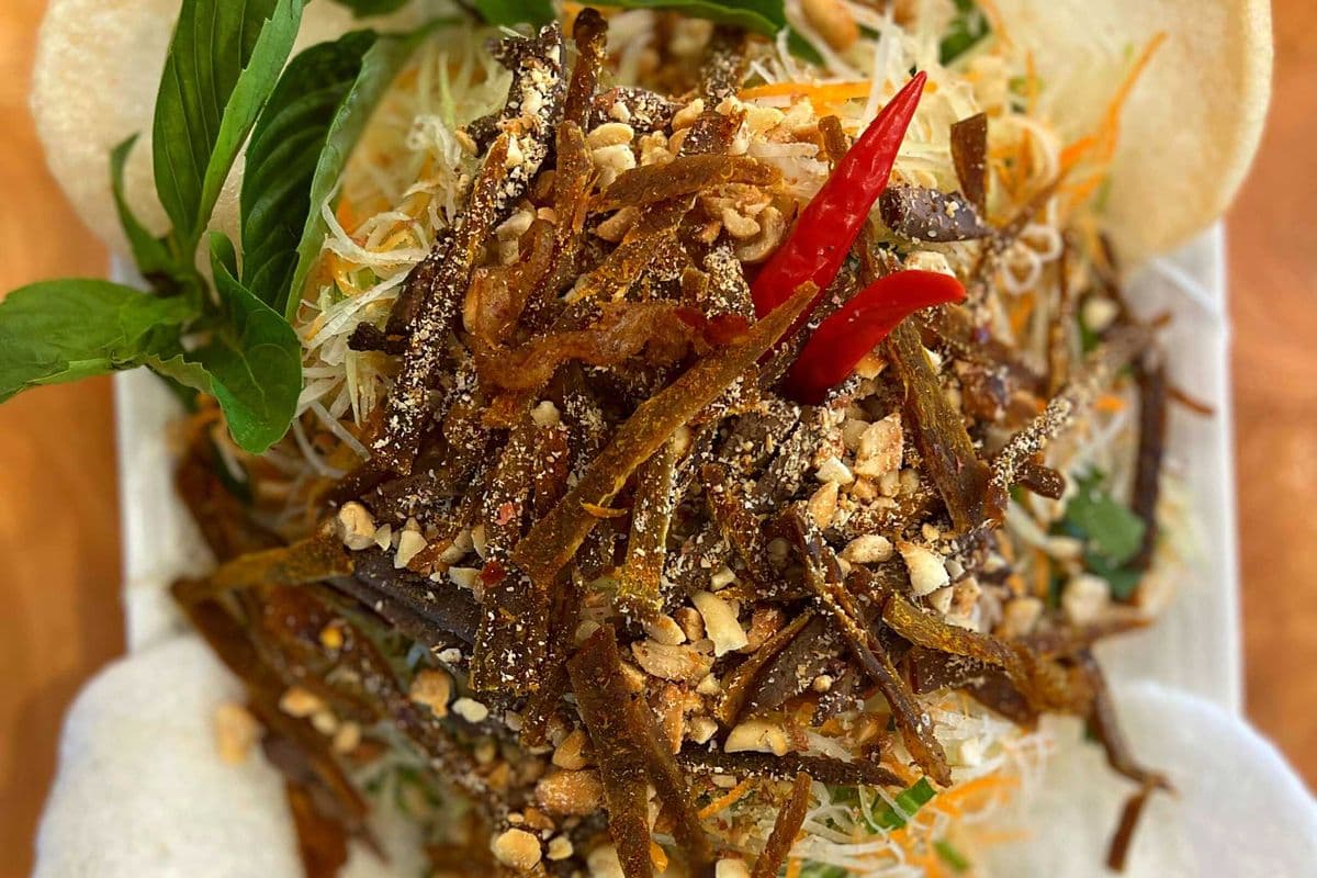 4. Nộm Bò Khô (Green Papaya & Beef Jerky Salad)