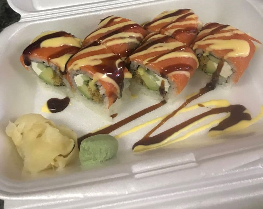 Smoked Salmon Roll