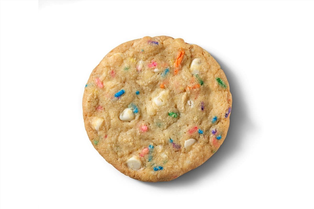 Birthday Cake Cookie (210 Cals)