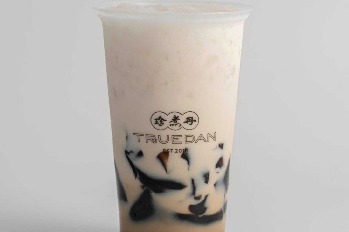 Brown Sugar Milk with Grass Jelly