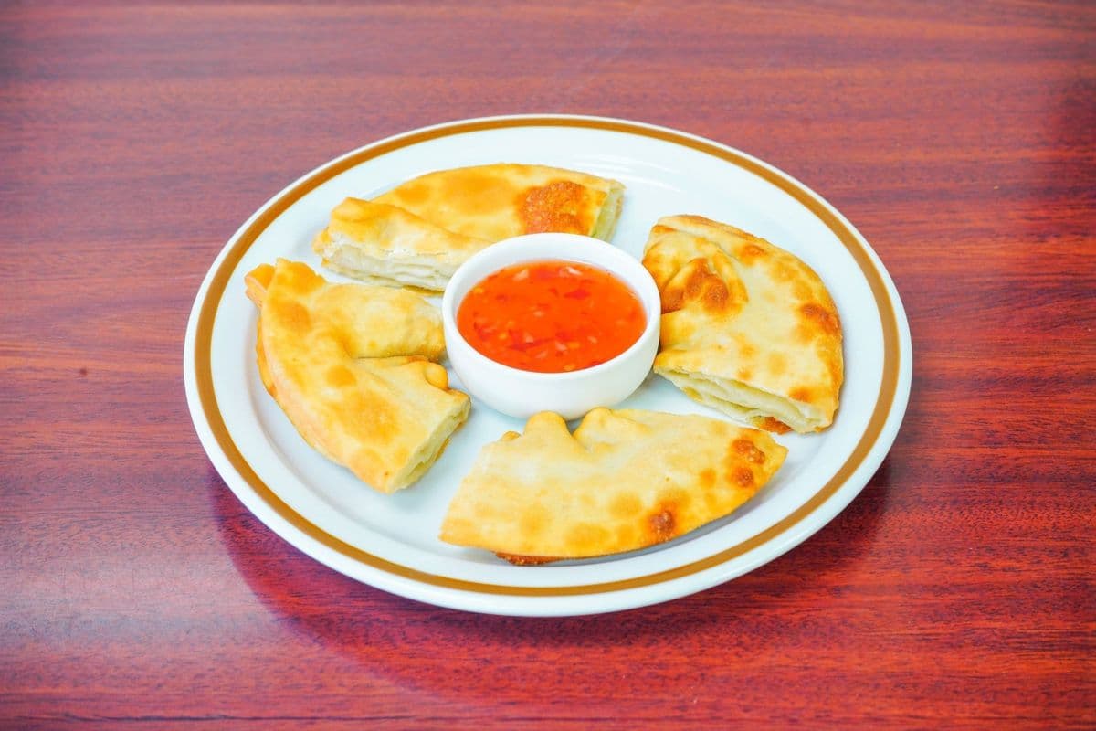 1A. Green Onion Cake (1 piece)