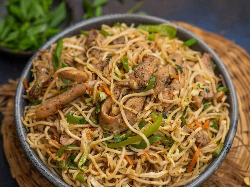 Chicken Hakka Noodles