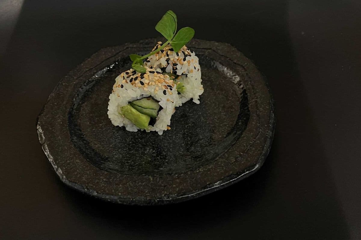 Avocado Cucumber Roll (8pcs) (Vegan, gluten-free, nut-free, soy-free, made with organic ingredients)