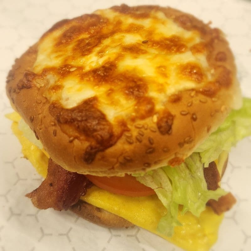 Deluxe Breakfast Sandwich