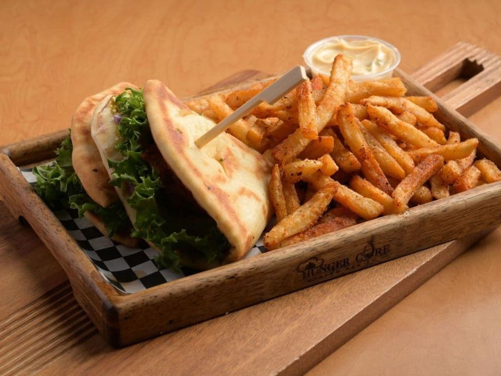 Lunch Special Tandoori Chicken burger