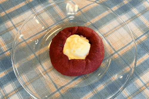 Red Velvet Cream Cheese Cookie