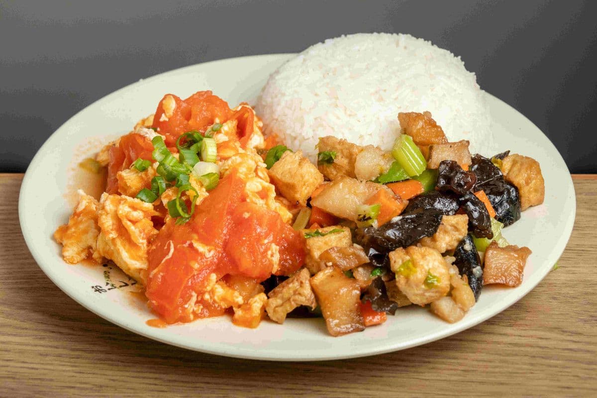 Tomato & Fried Egg Sauce Rice and Coca Cola 西红柿鸡蛋饭 送可乐