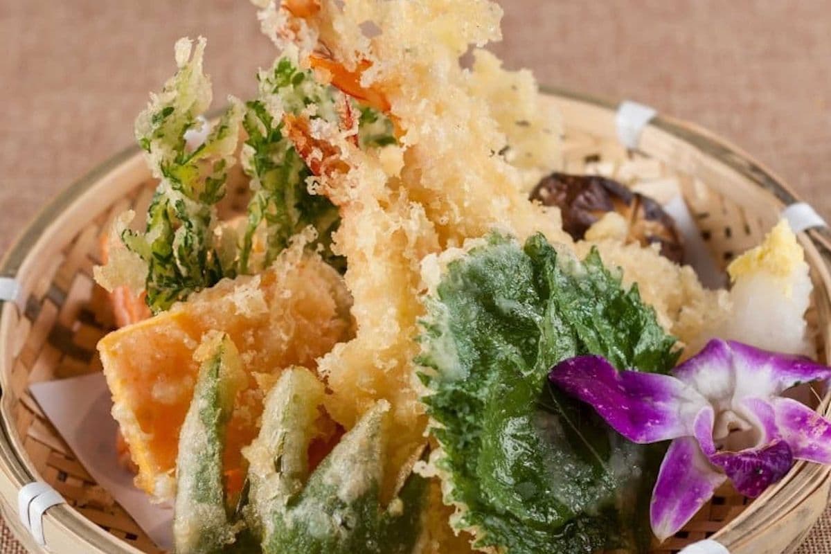 Small Assorted Tempura (10 pcs)