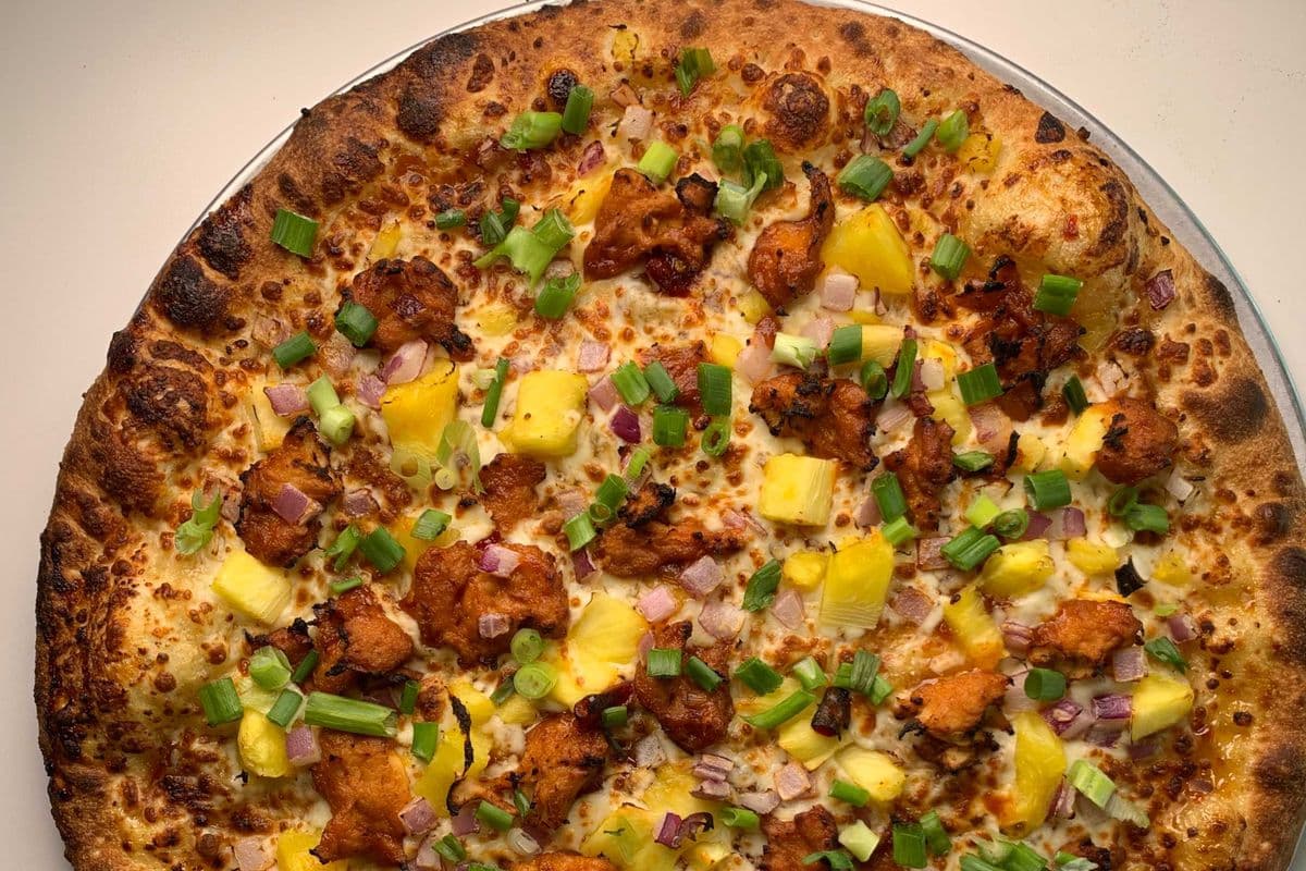 Lemongrass Luau Big Love Pizza πΆπ