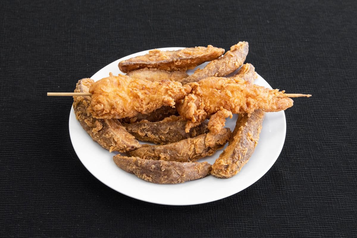 Chicken Kebob(1PC)+10 Wedges + Drink (355 ml)