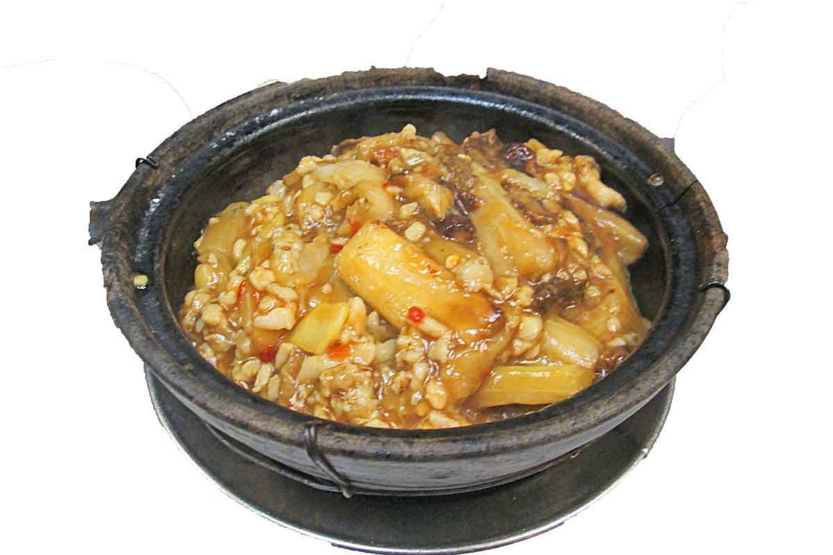 259. Eggplant and Minced Chicken with Spicy Sauce in Hot Pot 魚香茄子煲