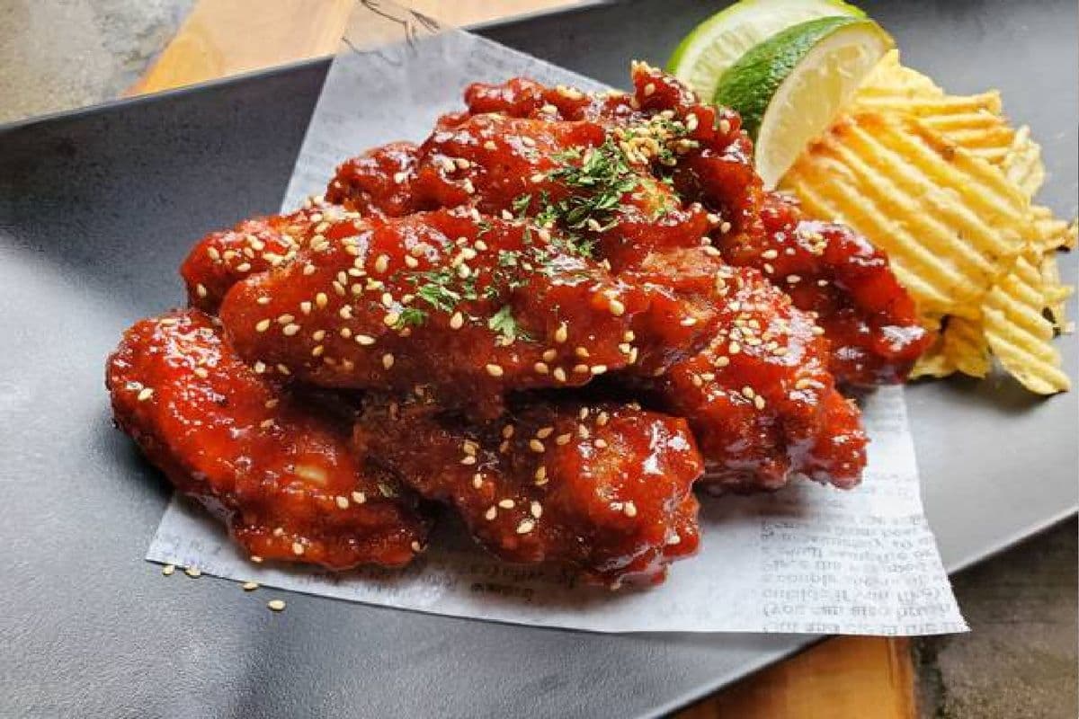 Karaage Chicken Wing with Korean Sauce (1 Lb)