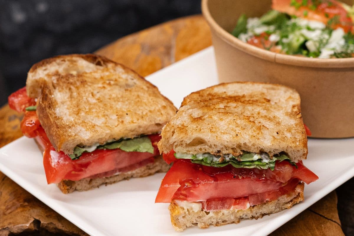 Tomato Sandwich
