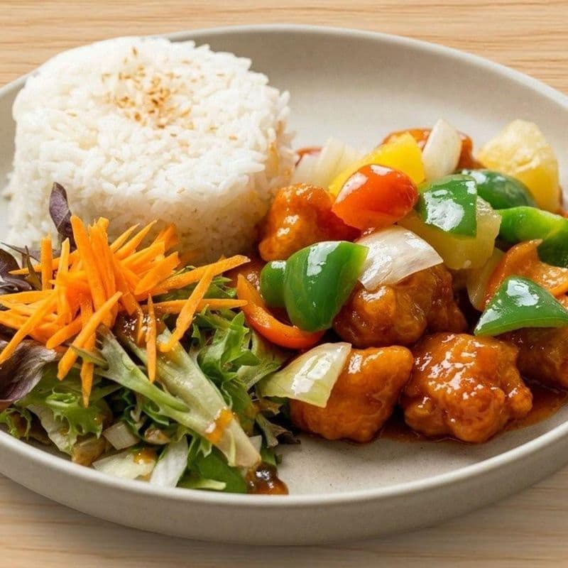 Sweet and Sour Pork with Pineapple / Porc aigre-doux à l’ananas (RIZ ET SALADES)