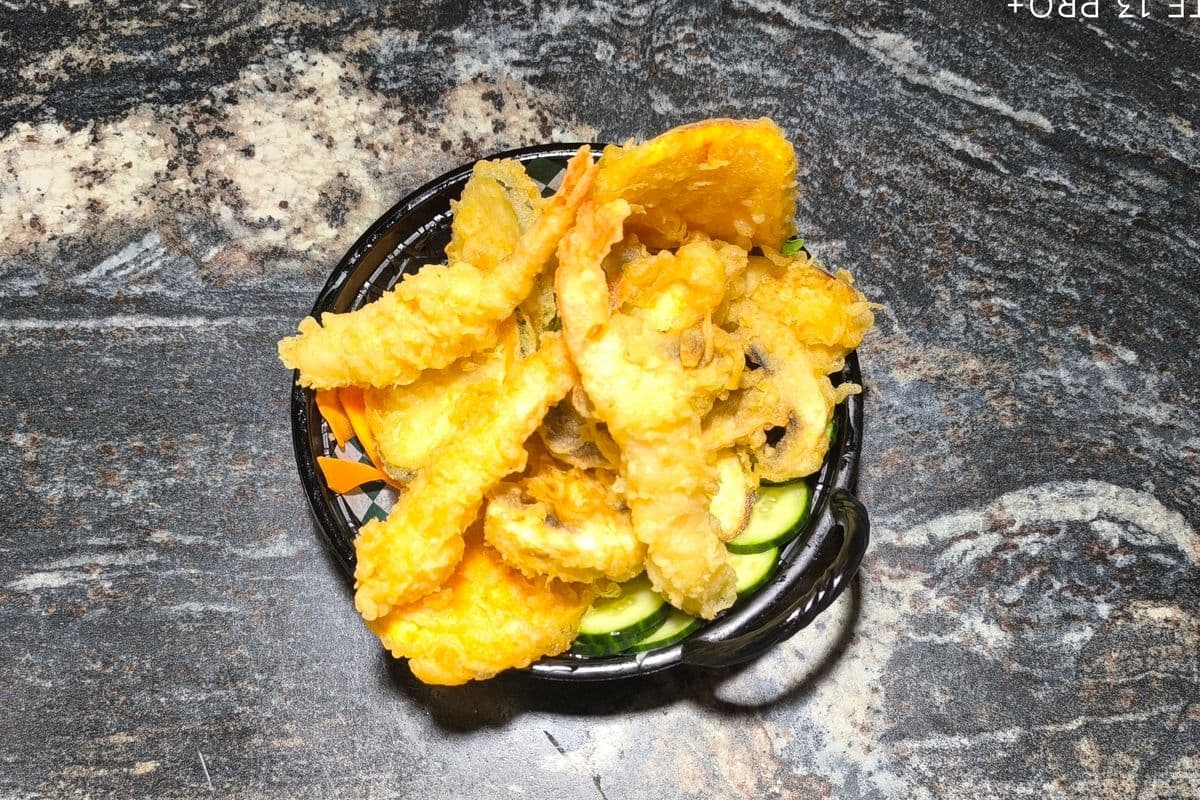 Assorted Tempura (10 pcs)