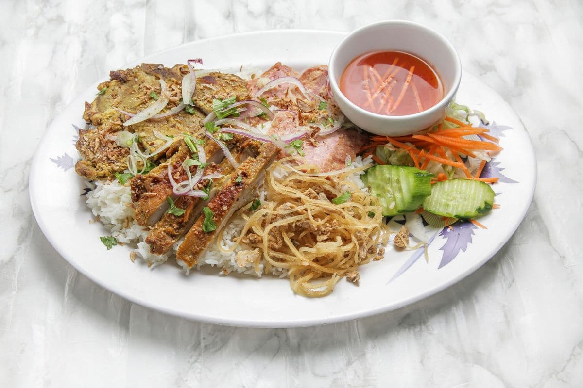 66. Pork Chop, Chicken, and Shredded Pork on Steamed Rice (Com Suon, Ga, Bi, Nem Nuong)