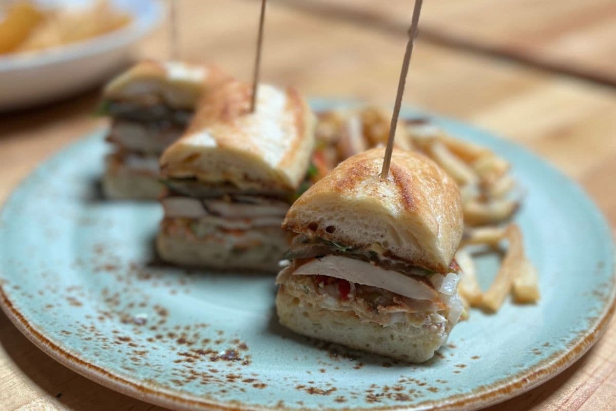 KOREAN BBQ CHICKEN SANDWICH