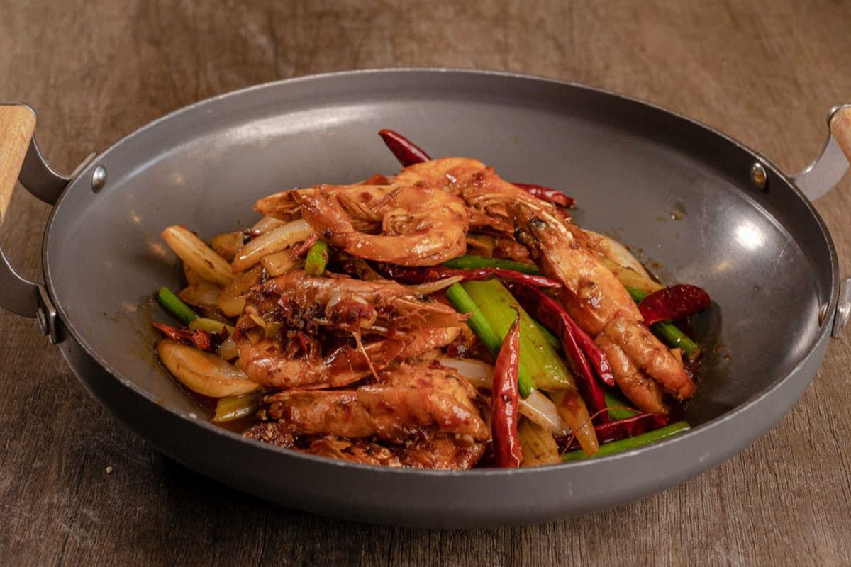 Spicy Griddle Shrimps 干锅大虾