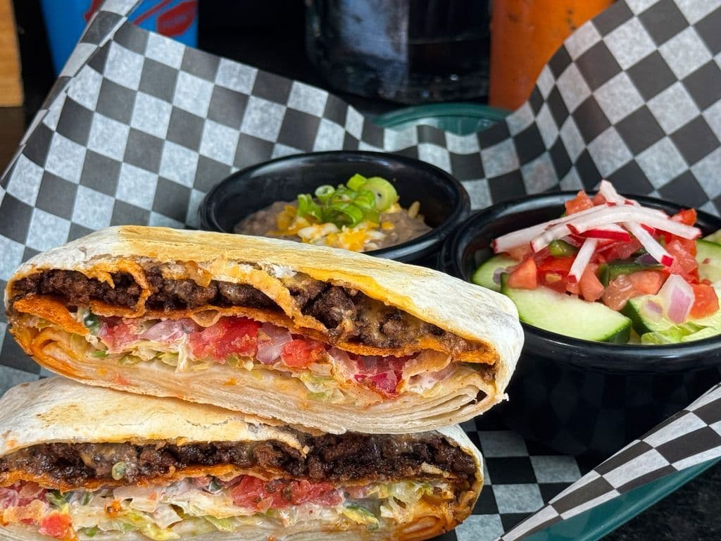 Original Famous Crunch Wrapo Supremo