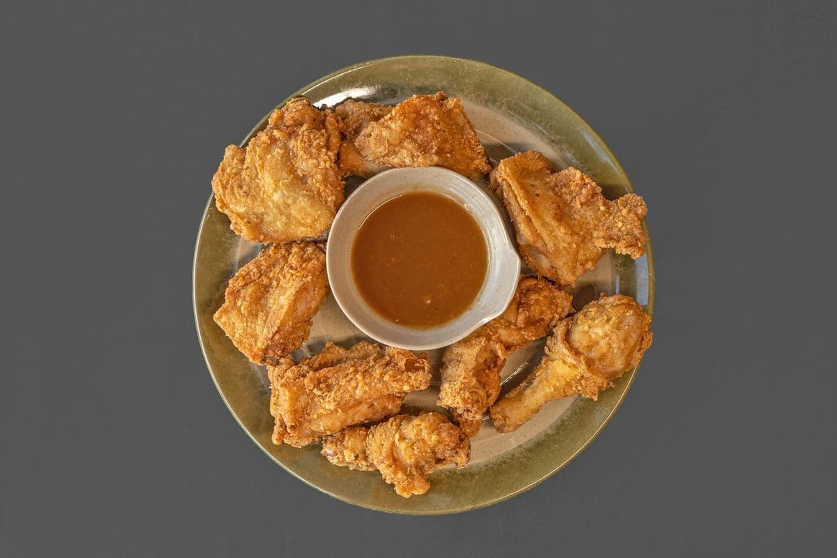 Poulets Frits (8 mcx) / Fried Chickens (8 pcs)