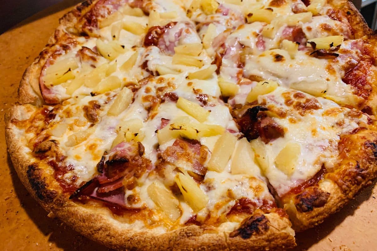 10" Small Traditional Hawaiian Pizza