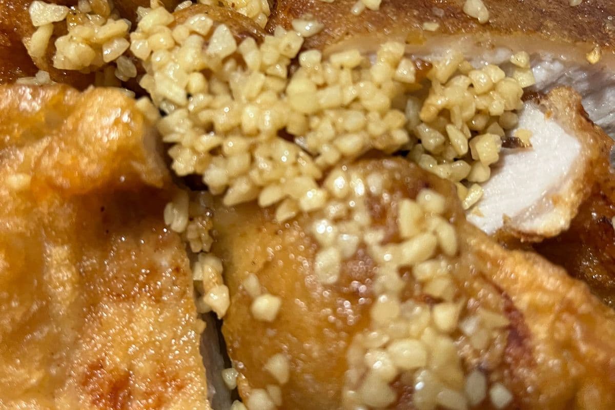 Gry Garlic Boneless Pork Chop干猪扒