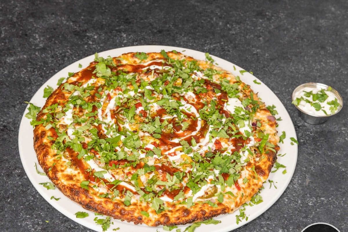 Spicy Tadka Veg Pizza