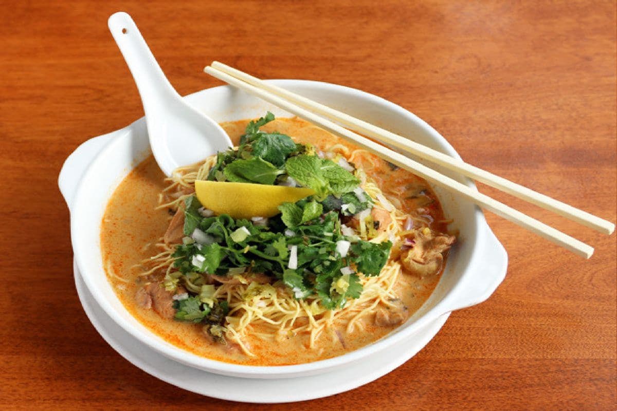 Khao Soy Gai