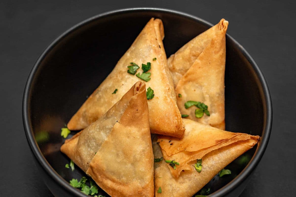 Beef Samosa (4pc)