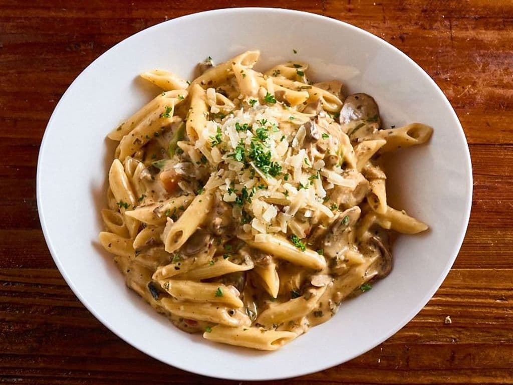 Chicken Alfredo Penne
