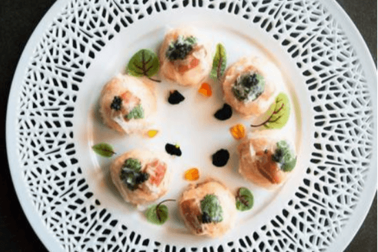 Golden Crispy Coconut Prawn Balls with Oat Crust (椰香麦片脆虾球)