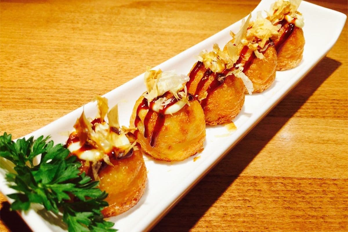 Takoyaki - Octopus Balls (6 pcs)