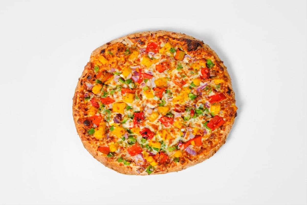 Medium Butter Chicken Pizza
