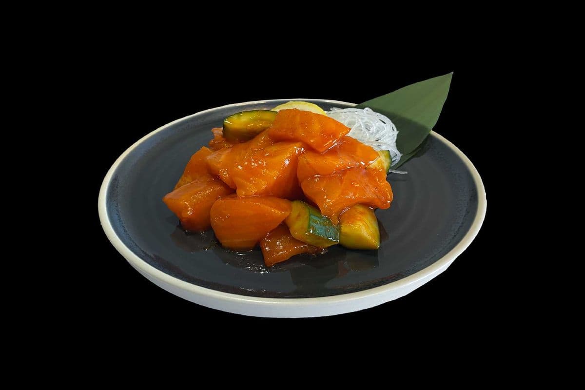 Spicy Salmon Sashimi