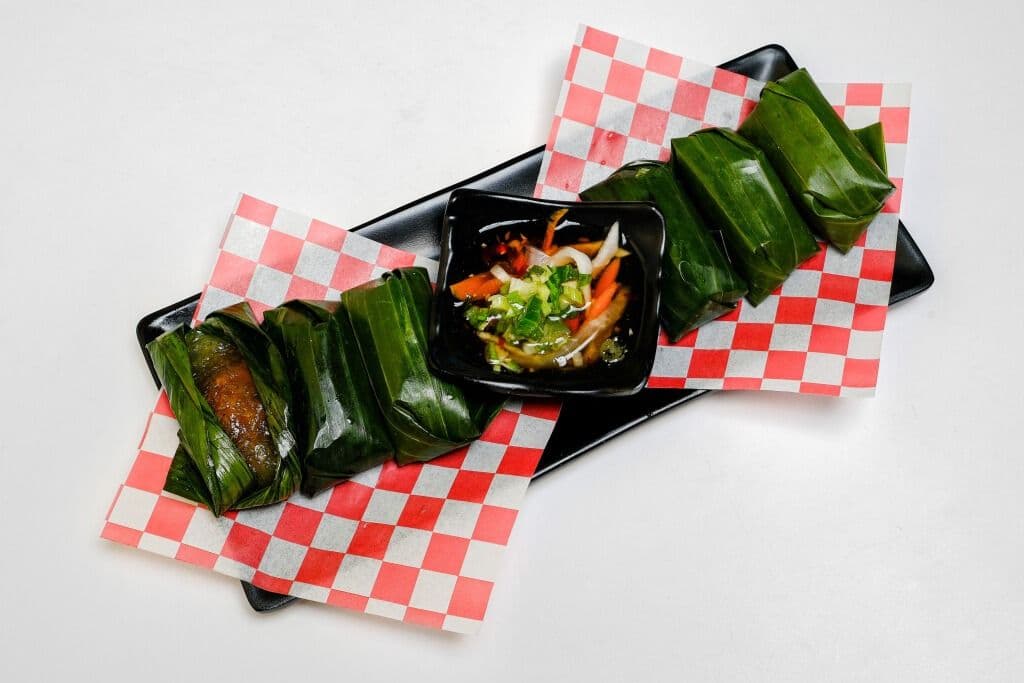 A3. Tapioca Shrimp Pork Dumpling with Banana Leaf (6pcs)