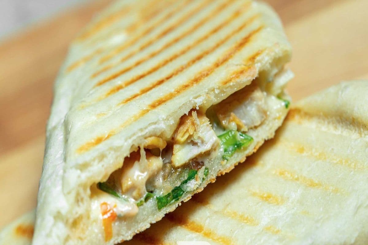 Panini Poulet Grillée - Grilled Chicken