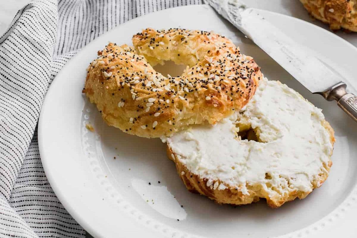 Toasted Bagel and Cream Cheese