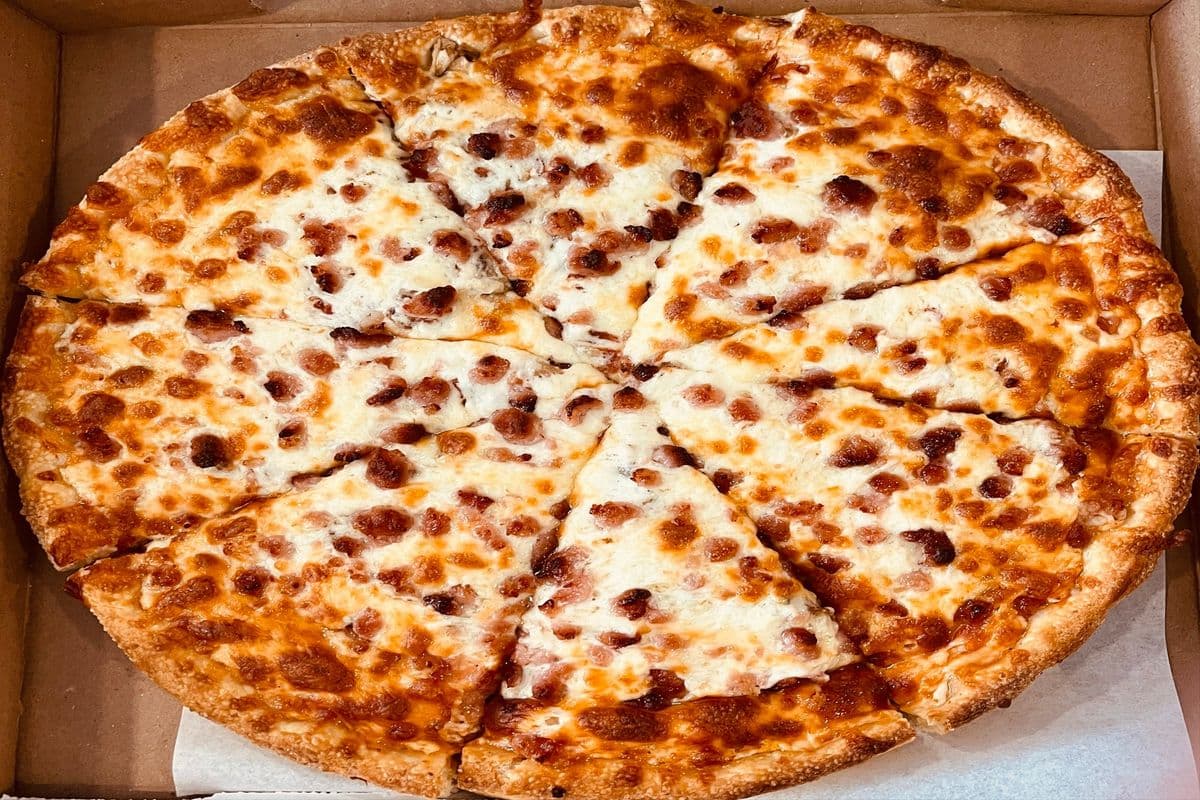 2 X-Large (14") Pepperoni and Bacon Pizza