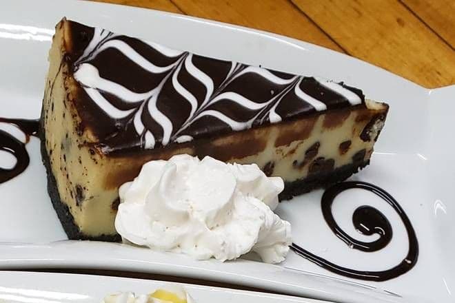 White Chocolate Mudslide Cheesecake