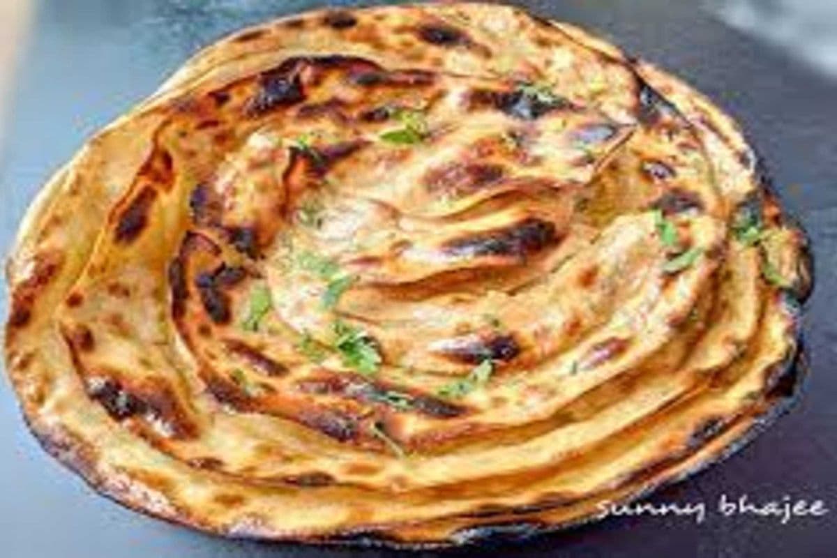 Whole Wheat Lacha Paratha (1 pc)