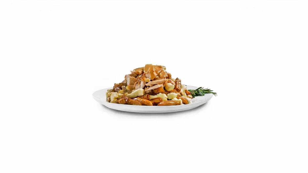 Poutine avec patate à l'ail et shish taouk poulet