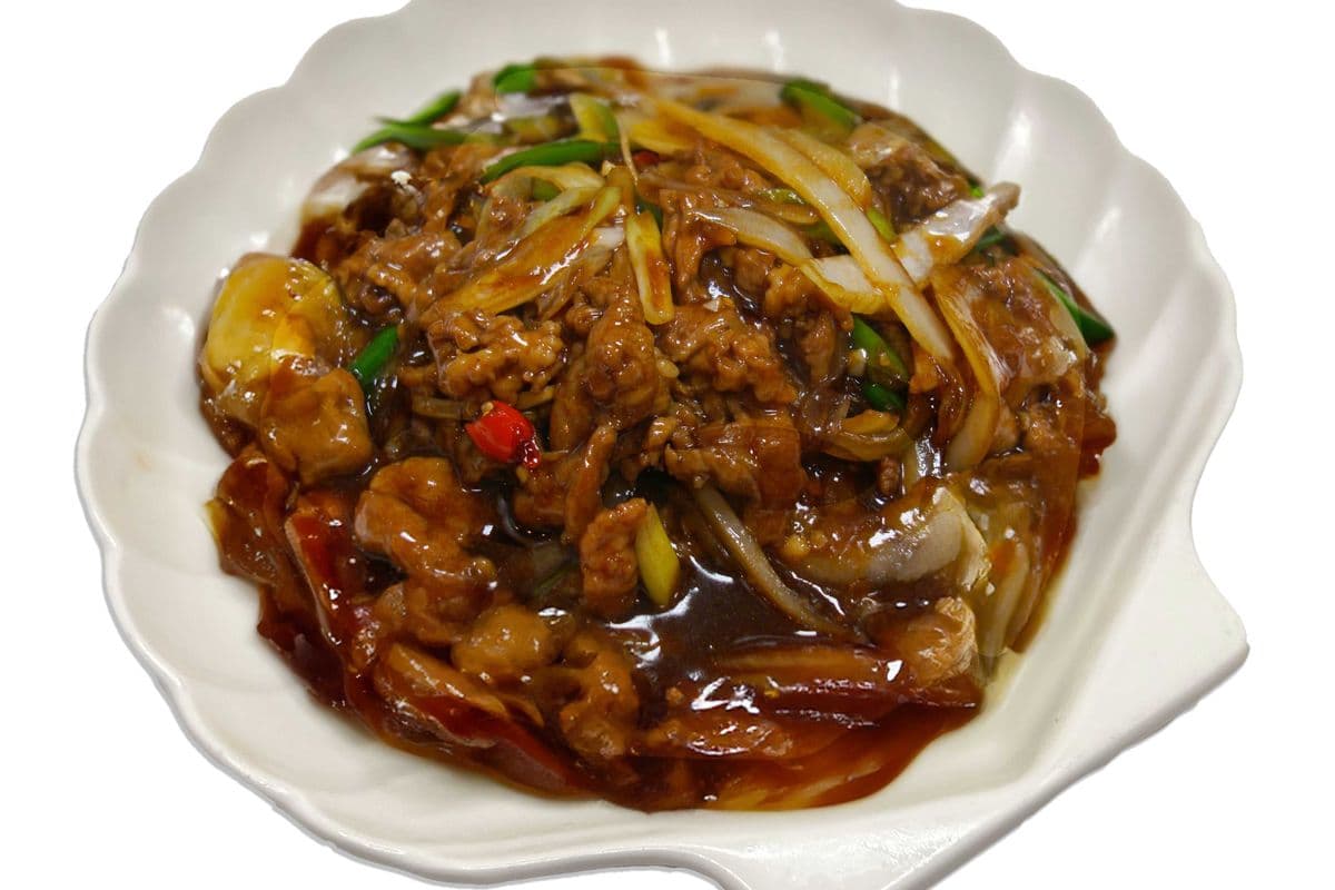 Stir-Fried Beef with Green Onions 蔥爆牛肉