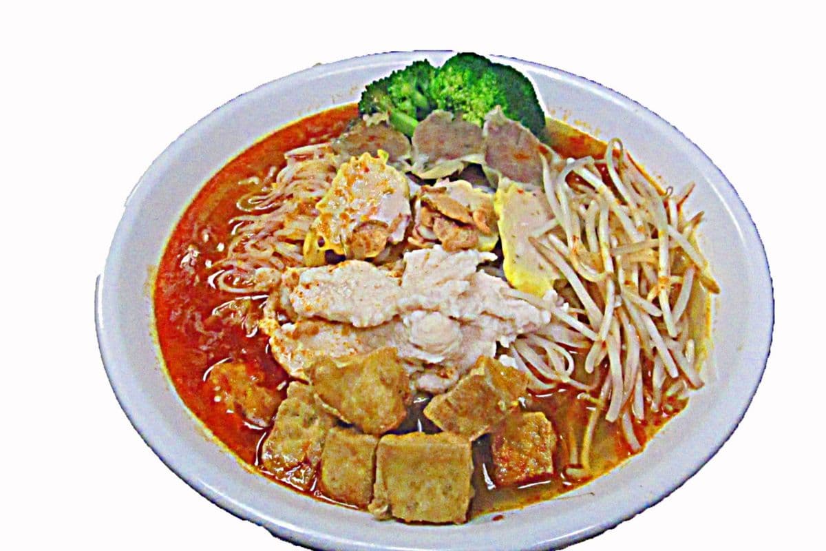 305. Asia Curry Rice Noodle Soup 咖喱湯河粉