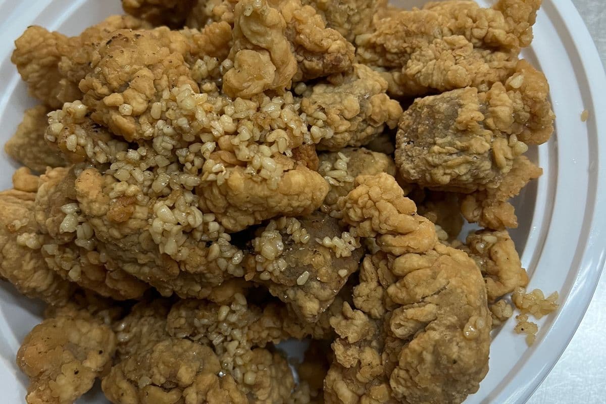 Dry Garlic Boneless Pork干肉