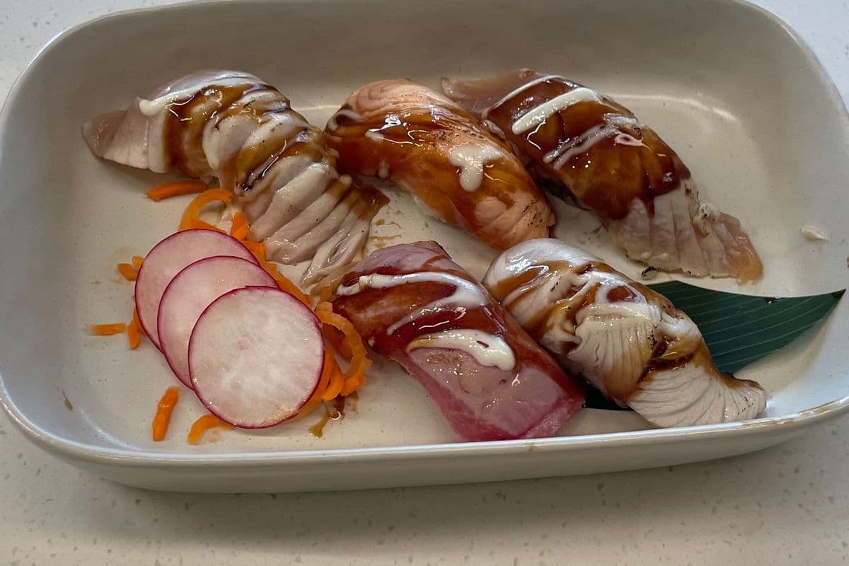 seared sushi(5pc)