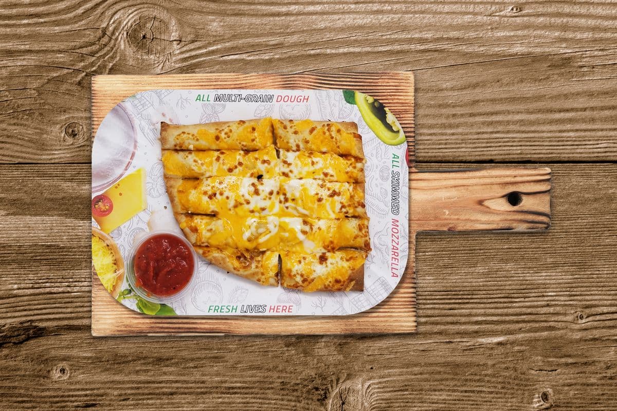 Freshly Baked Cheesy Bread (8 pcs)