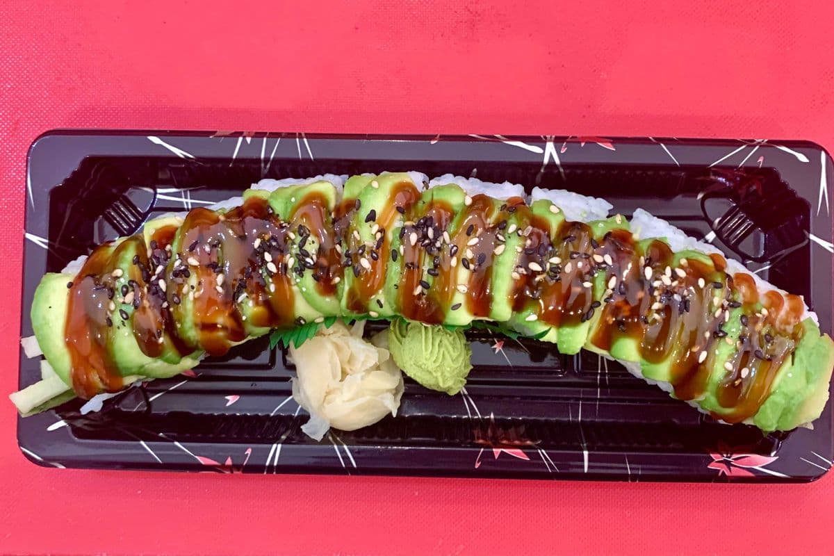 Veggie Caterpillar Roll (8 pcs)