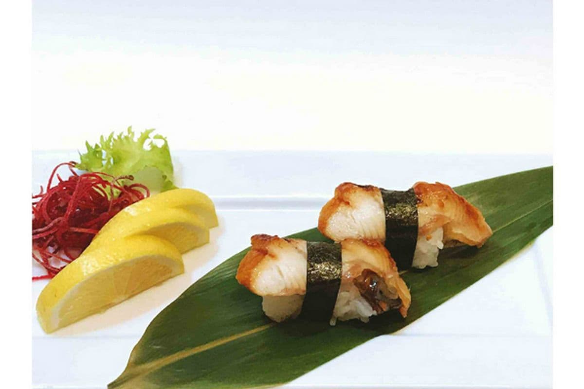 K13. BBQ Eel Sushi (2 pcs)